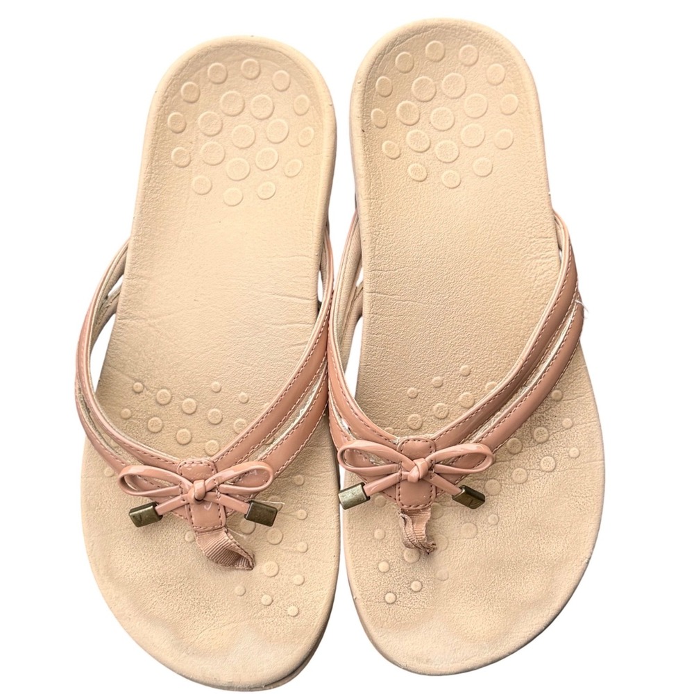 Vionic‎ Bella II Nude Patent Bow Flip Flop Orthotic Sandals Tan Womens Size 8